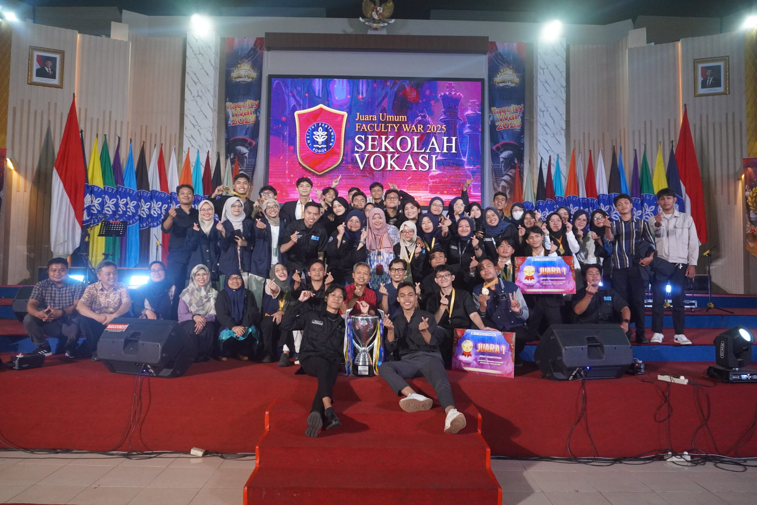 Meriahnya Semarak Faculty War 2025, Sekolah Vokasi Sabet Gelar Juara Umum Tahun Ini