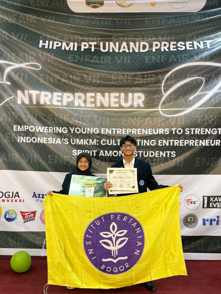 Mahasiswa IPB University kembali menorehkan prestasi pada lomba Business Plan Competition Entrepreneur Fair VII yang diadakan oleh Himpunan Pengusaha Muda Indonesia Perguruan Tinggi Universitas Andalas